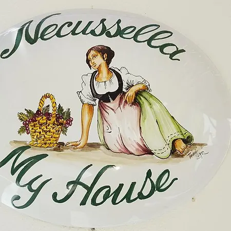 La Necussella דירה *