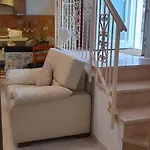 La Necussella أناكابْري