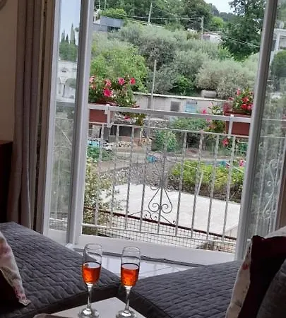 ラ ネクセッラ アパート アナカプリ